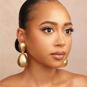 Archived Khoi Kian Elegant Gold Foil Earrings